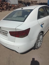 سيارات للبيع سيراتو 13 ام شفتات رقم أربيل بسمي مواصفات فتحه سقف شفتات ...