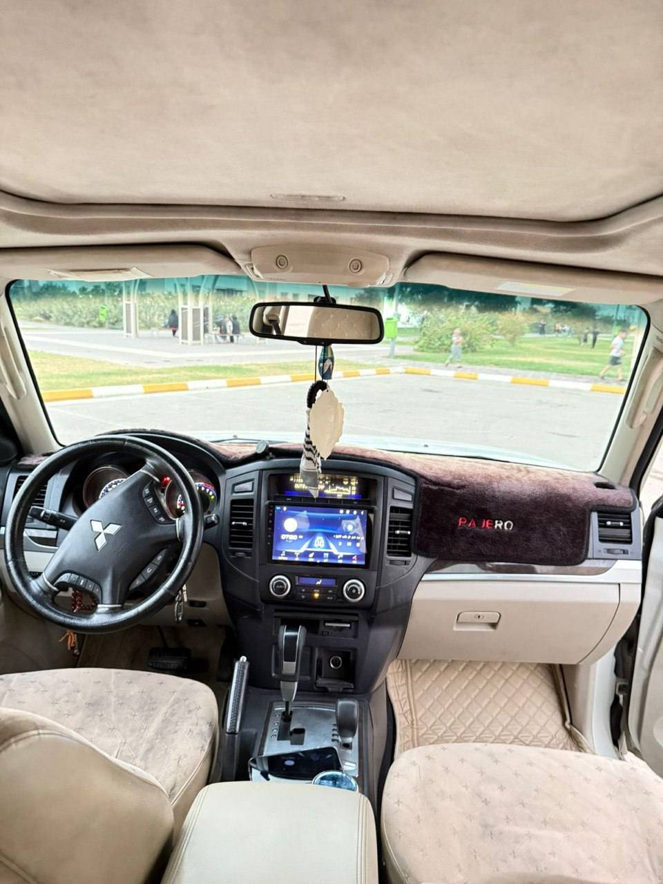 سياره باجيرو 2010  التفاصيل حبتور منظومه غاز للبيع التفاصيل على هذا الرقم ***********
