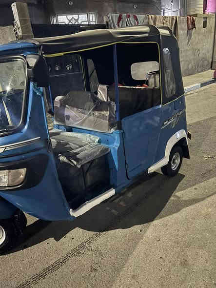 السلام عليكم تكتك تي في اس مديل 22 رقم وسنويه تكته مرتبه وحلوه محرك مفتوح لا تنقيص ولا تبخير مال جناي البدي بي ضربه جوه الدعاميه فقط مكاني البصره الحيانيه السعر (6 وربع وبيهه مجال )***********
