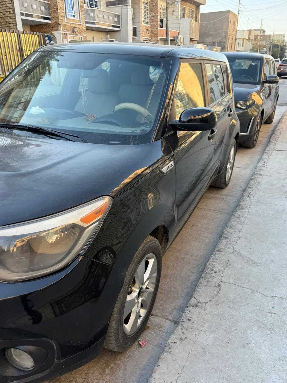 كيا صول موديل ١٨ رقم دولي تحويل مباشر محرك كير صدر مكفول وراد امريكي ١٦٠٠ محرك حادث قبق صندوك سياره جاهزه ونظيفه مال جناي سعر ١١٠ وبيه مجال


**إذا كنت صاحب هذا الإعلان وتريد حذفه لأي سبب، رجاءا أرسل رسالة إلى الدعم الفني**