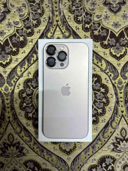 ايفون 16 Pro Max
ذ256 ب99 ماستر شرق اوسط 
نضافة 100
العنوان بغداد سعر 1450 وبي مجال بسيط
للاستفسار ***********
