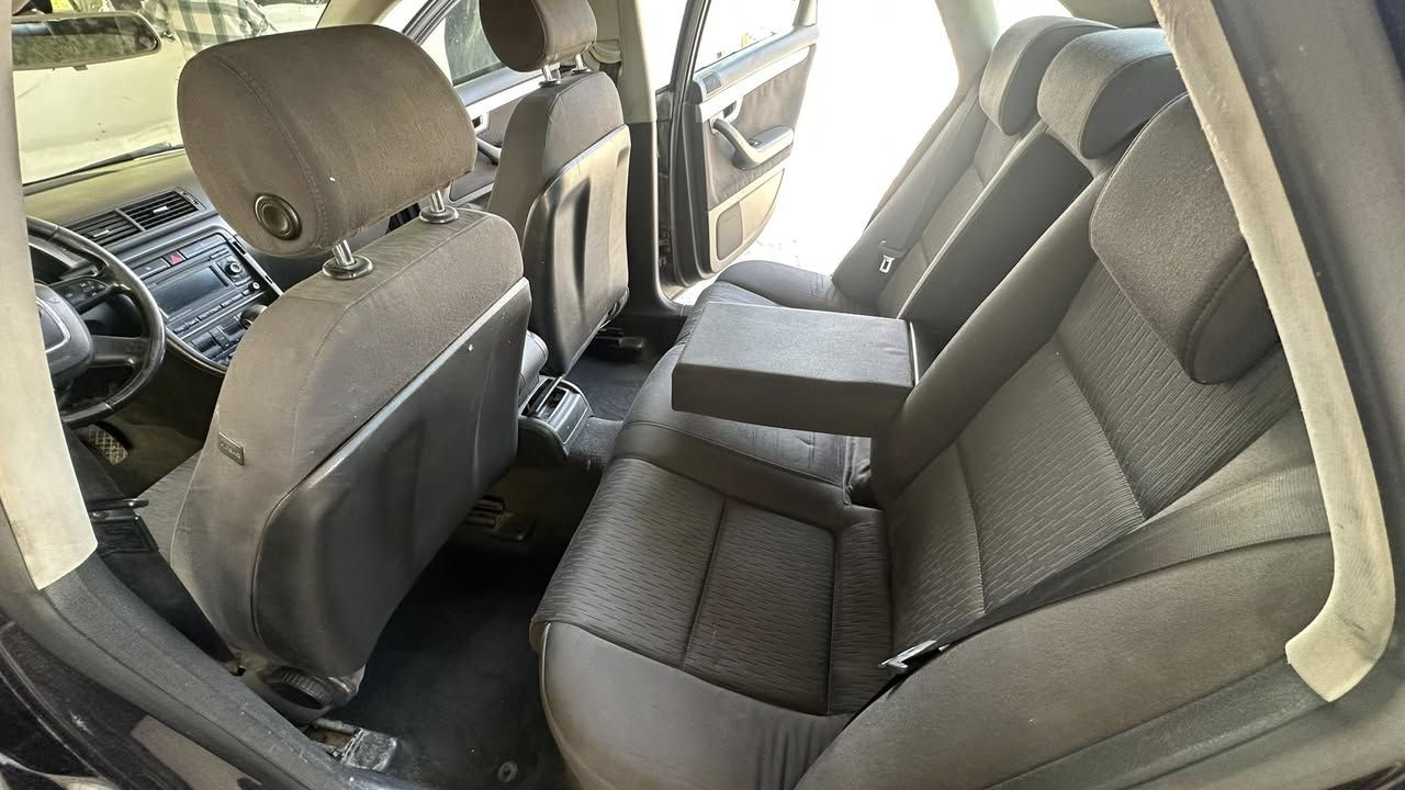 اودي A4 موديل 2007 مكينة 2000 تيربو كير مكينةمكفولات حدادية كلها جديدة سيارة كل كهربائياتها شغالة بية فقط بنيد صبغ   جام اوتو سيارة غرفتها نظيفة وبية هواي مواصفات حلوة مومال موديلها وبالعافية اللي ياخذها رقم سليمانية سنوية شهر الثامن تسقط مداور شوكت ماتحب 
مكاني كربلاء السعر 65 وبية مجال 
***********
