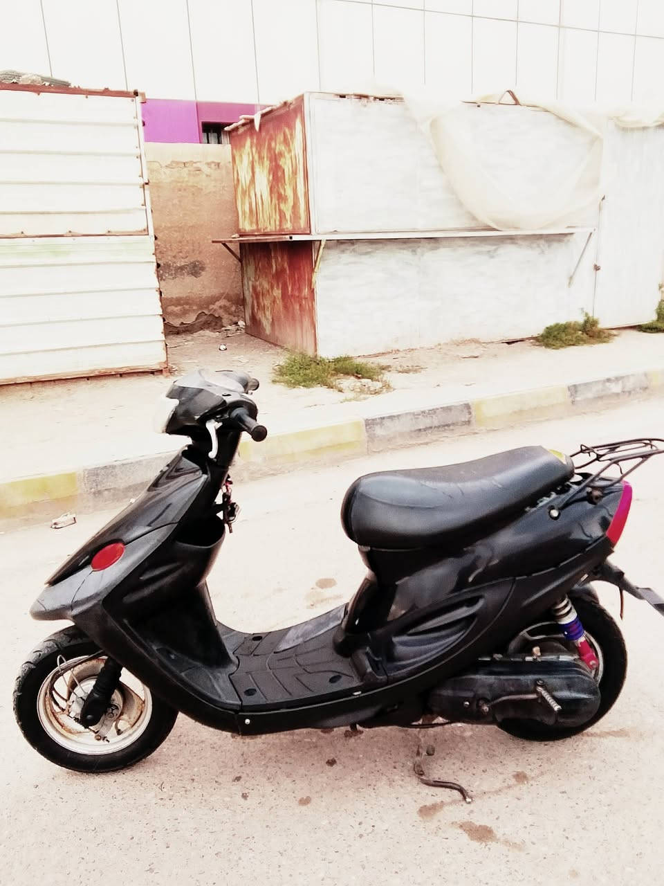 دراجه للبيع
نوع بيجي تسعه زروف اللون لأسود 

الدراجه مكفوله كفاله عامه من كلشي هندر واحد 
دراجة بلاد ونضيفه 
السعر 500 وبيها مجال 
(بيع مستعجل)


**إذا كنت صاحب هذا الإعلان وتريد حذفه لأي سبب، رجاءا أرسل رسالة إلى الدعم الفني**