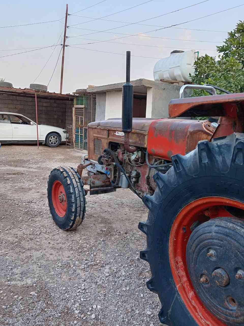 عنتر للبيع موديل 89بيهة سنويه كامله اي نقص مابيه  المكان ديالى سد حمرين رقم الهاتف ***********
