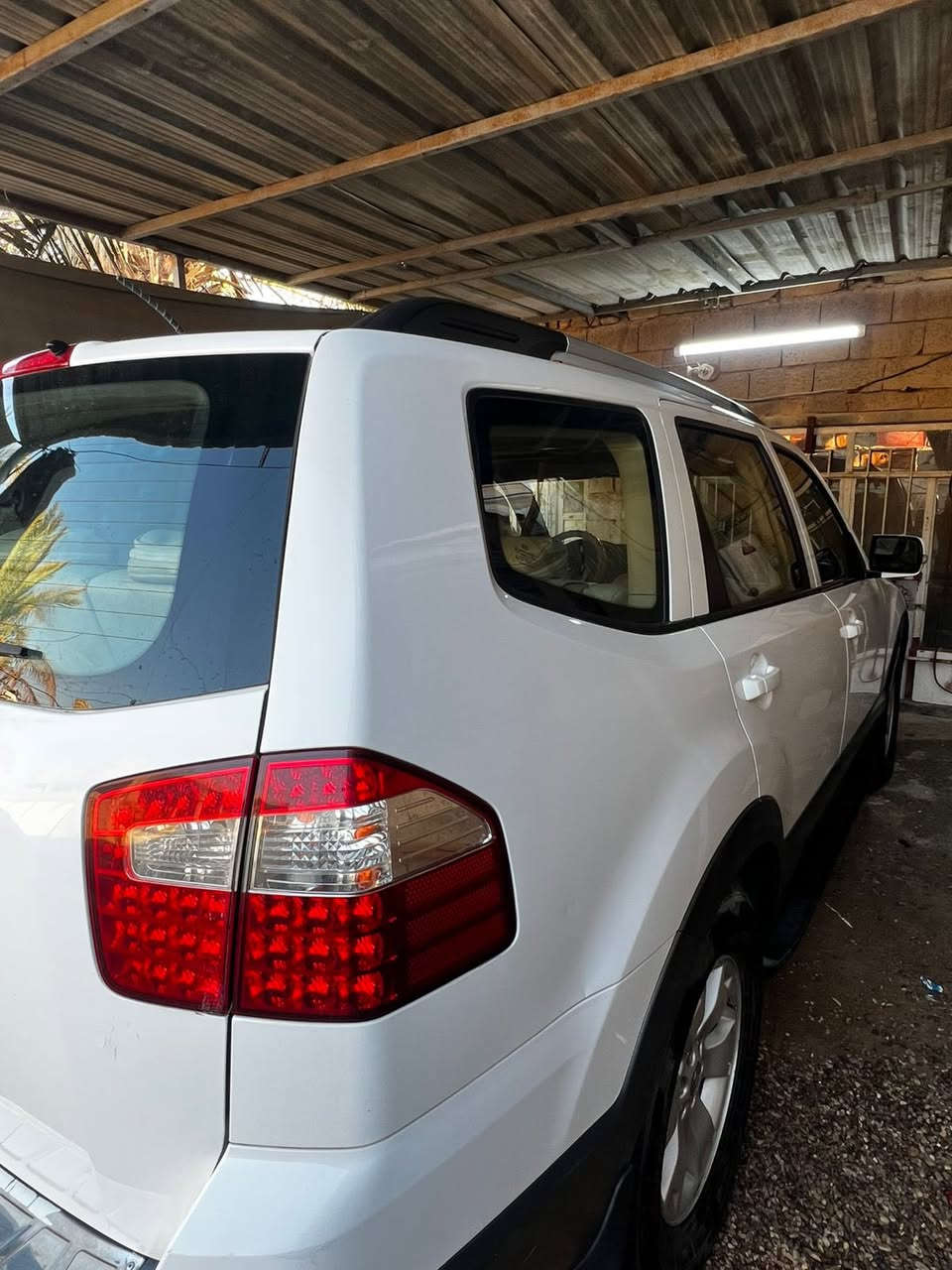 سلام عليكم شباب مهافي ٢٠١٣ مكينه ٦سلندر فول موصفات تخم تاير صدر مامي خلفي بيه بارد قليل ولباقي مكفول من الصبغ وضربه وأفتح سياره جديده معنه الكلام سعر ١٦٠ وبيه مجال ***********
