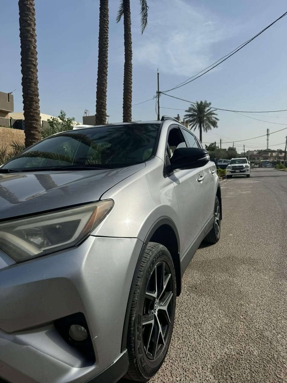 راف فور للبيع
٢٠١٨  كلين تايتل بيهه بارد بسيط بل باب الصندوق والدعاميه الامامي بدون دواخل  والبااقي كله مكفول بصمه دخول ذكي كشنات كهرباء وتدفئه الصندوق شفط سلايت رادار امامي وجانبي ثلاث وضعيات قياده مثبت سرعه تحكمات استيرن  ماشيه ١٤٧سنويه وهزه جديده ورقم جديد السياره رقم بغداد بأسمي السعر ١٨٥ وبيه مجال بسيط غير متواجد عل فيس بوك 
***********
*********** ابو احمد مكاني بغداد
