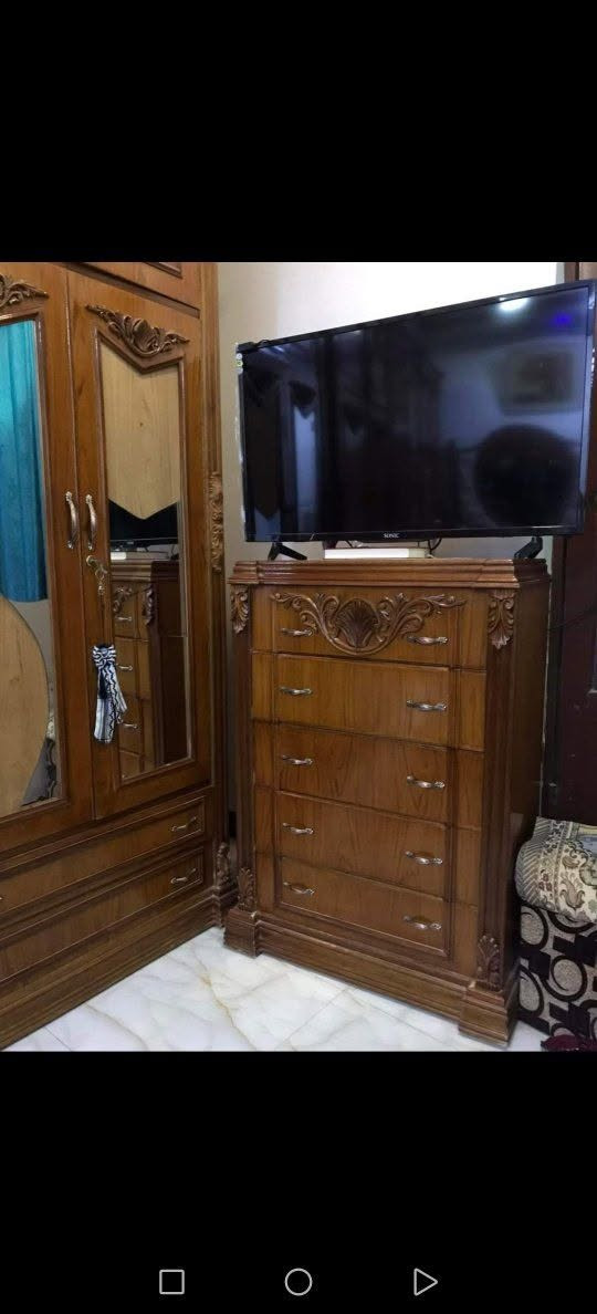 للبيع السعر مليون و٦٠٠ توصيه خشب زان ثقيل حيل غرفة ضخمه عرض ميز تواليت مترين مكاني موصل


**إذا كنت صاحب هذا الإعلان وتريد حذفه لأي سبب، رجاءا أرسل رسالة إلى الدعم الفني**