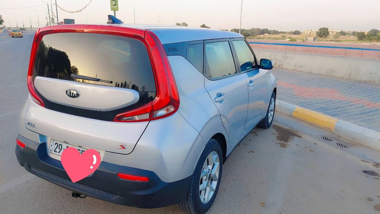 كيا صول
موديل ٢٠٢٠
رقم واسط
المكان/ الكوت 
محرك ٢٠٠٠ دوش
السعر 140 ورقة 
للاستفسار اكثر اتصل
***********
