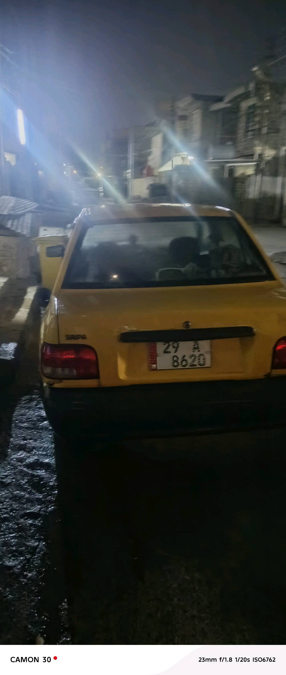 سلام عليكم سيارة سايبة مديل13رقم واسط مكان بغداد مصفره بيه مجال