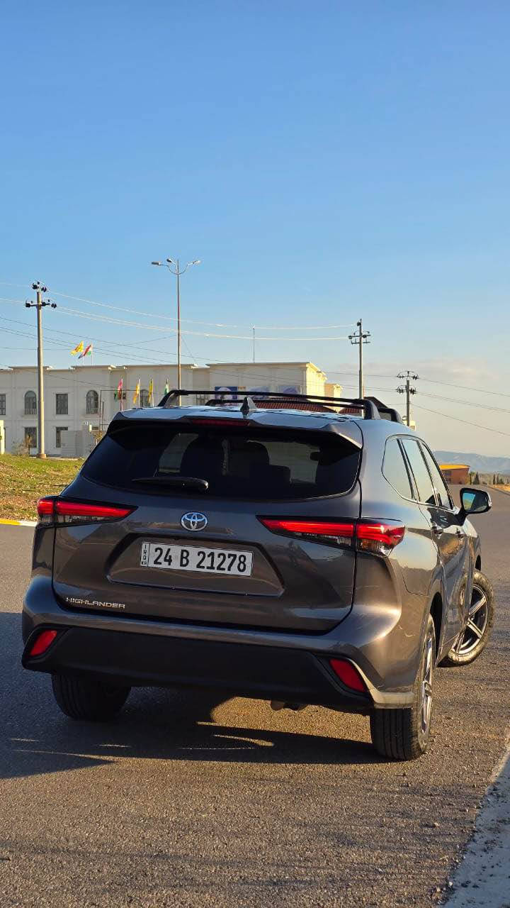 السلام عليكم 
تويوتا هايلندر  : 2022 كلين تايتل  لووووك 
السعر :305ومجال  قليل ✅
حجم المحرك :  (V6 (3.5
سياره بمعنى كلام زيرو ✅
ملاحظة السيارة : بدون صبغ🔴 بدون ارباگ بدون ملاحظات نهائياً 100%
سياره مرقم جاهز تحويل وكاله نفس يوم 

المواصفات : 
بصمة ابواب
بصمة تشغيل
تشغيل عن بعد ,𝐑𝐄𝐌𝐎𝐓𝐄 𝐒𝐓𝐀𝐑𝐓
شاشة دشبول ديجيتال
شاحن هاتف لاسلكي 
كاميرة خلفی 
هاند بريك بصمة
اوتو هولد ،𝐀𝐔𝐓𝐎 𝐇𝐎𝐋𝐃
اوتو ستارات،𝐀𝐔𝐓𝐎 𝐒𝐓𝐀𝐑𝐃
اوتو ستوب ,𝐀𝐔𝐓𝐎 𝐒𝐓𝐎𝐏
رادار امامي (تحديد مسار)
رادار جانبي  (نقاط عمياء)
رادار خلفي (التحذير من الاصطدام)
حساسات °360
حساسات امامي 
حساسات جانبي
حساسات خلفى 
نظام ,𝐄𝐂𝐎
نظام ,𝐍𝐎𝐑𝐌𝐀𝐋
نظام ,𝐒𝐏𝐎𝐑𝐓
تحكم استيرن
استيرن كهربائي 
استيرن تدفئة
كشنات كهربائي 
لايتات ليد وعدسة زينون بيلادي
بلوجكترات 𝐋𝐄𝐃 بيلادي
بكلايتات 𝐋𝐄𝐃 بيلادي
ويل كروم 

تفاصيل اكثر الاتصال على ارقام التالية

𝐖𝐡𝐚𝐭𝐬𝐀𝐩𝐩-𝐕𝐢𝐛𝐢𝐫
📞*********** اكر, نينوى
