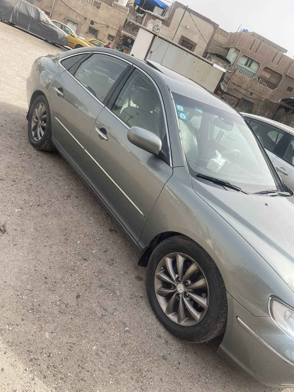 السلام عليكم ازيرا موديل ٢٠٠٦ خليجي مكينه 6 سلندر رقم بغداد فول واحد على واحد مكينة كير  جديد شادلهة  حداديه تايرات تبريد خير من الله ما بيها نقص جاهزه السعر ٨٠ وبيها مجال
***********
