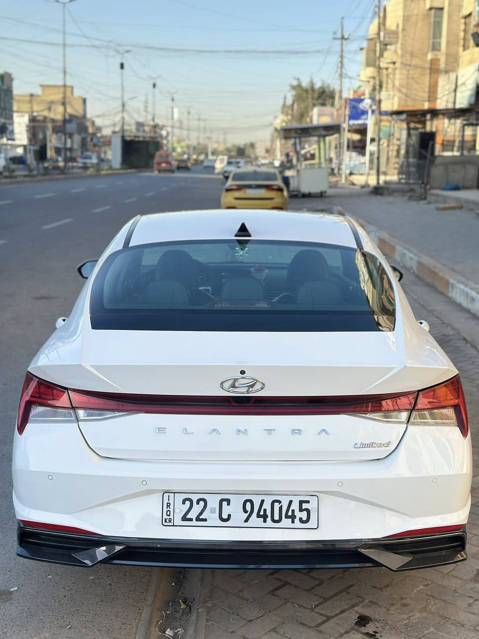 سلام عليكم
للبيع
هيونداي النترا 2022
الفئه:  ⚡️ limited
فول مواصفات1/1 اعلى مواصفات بل النترا
1_فتحه سقف
2_المراه الوسطيه داش كام كدلاك 
3_رادارات 360 درجة 
4_شاشة عداد ديجيتال متصله
5_كامره خلفيه +امامي خلفي داش كام 
6_انظمة قياده Drive mode ثلاث وضعيات 
‏(Sport/Normal/Smart)
7_تحكمات ستيرن جهتين
8_هاند بريك بصمه 
9_ويل كروم لونين رياضي قياس 17
10_داخل جلد اسود ◼️
11_تدفئة مقاعد
12_اناره دشبول داخليه LED
13_تحديد مسار
14_مثبت سرعه
15_لايت زينون ثلاث عدسات عالي ناصي
16_لايت حاجب لد
17_صندوك ذكي 
18_محرك 2000دوش
19_بريك تفاعل اوتماتيك اثناء اقتراب من الجسم
20_سماعة bose
21_مقاعد تحكم كهرباء
22_بصمه
23_تشغيل عن بعد
24_شاحن لاسلكي 
25_ نقطه عمياء
26_حساسات اماية خلفية
27_تحكم صوتي 
28_ اشاير بل مري 
29_تغير مود الكجات وتعلي وتنصي لانارة مالتهن 
30_التحذير عند فتح الباب 
31بيها بعد هواي مواصفات ماعرفهن يرادلها واحد 
يبحوش بيها سيارة مفوله لاخر حبايه نقصها بس اجناحات اطير 😂

ضرر:وصور لحادث بل منشور ايرباگ بردة فقط وصور سونار مرفقه 

ماشيه:43500mil  قابل للزياده

عنوان: بغداد 
السعر: 173 بيه مجال 
واتساب:‭***********
