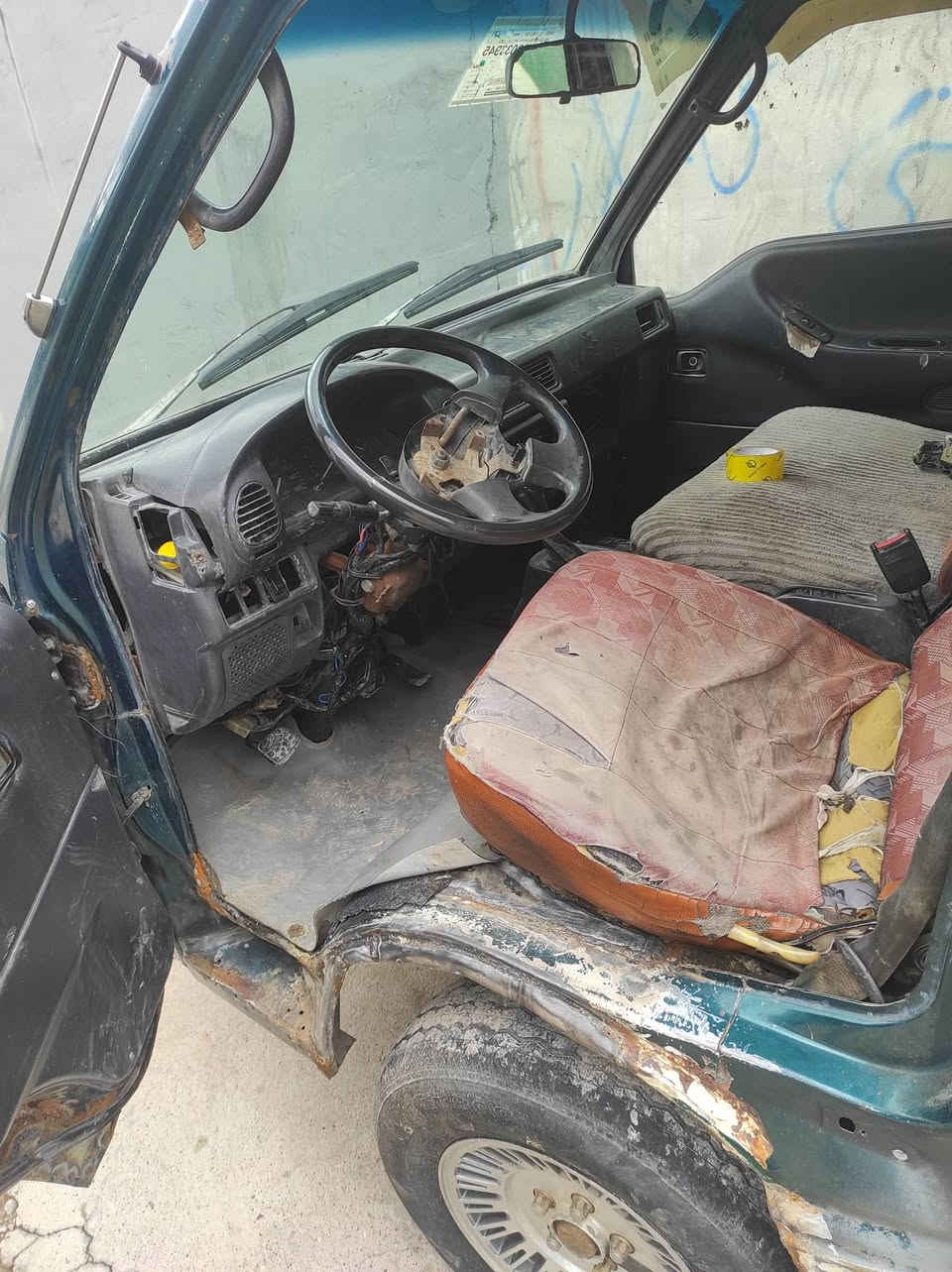 ئەم هۆندا بۆفرۆشتن رەقەم بەغدایە تەنهابۆیاخێکی گەرەکە بۆزانینی نرخ پەیوەندی بکە بەو ژمارەوە ***********
