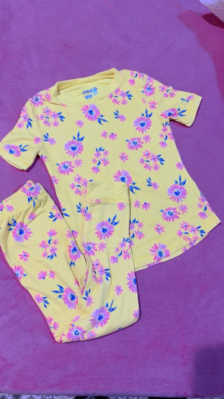 ٤-٥ سنه 
١٥ الف مع التوصيل


**إذا كنت صاحب هذا الإعلان وتريد حذفه لأي سبب، رجاءا أرسل رسالة إلى الدعم الفني**