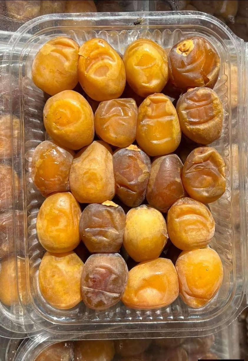 برحيات للبيع حرات اصليات  سعر 110الف الوحده  بيع حجم خشن بلحض والبخت امانه الله ورسوله مال بستاني و مشروطات ومخليلك عثك تأكد وتشلع بيدك وتشلع بيدك تمره الخشنه شرط شوف بعينك  العنوان واسط ألاستفسار والاتصال عل ***********
