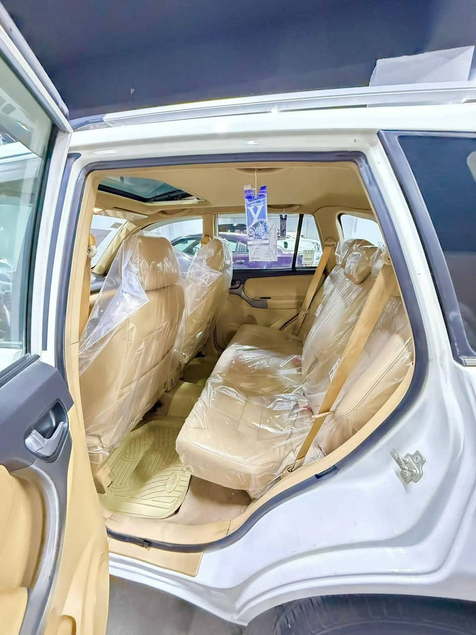 بيع مستعجل. 
عيني تيكو 2014 مكفولة كفالة ماشية 100الاف فقط باسمي مكاني بغداد البلديات الشراي يتصل ما متواجدين على النت


**إذا كنت صاحب هذا الإعلان وتريد حذفه لأي سبب، رجاءا أرسل رسالة إلى الدعم الفني**