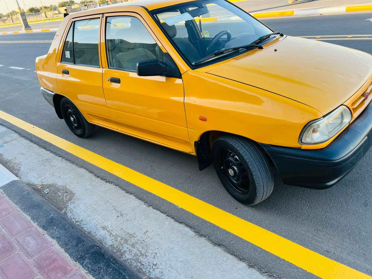 السلام عليكم سايبه للبيع موديل ٢٠١٨
مشروع وطني السياره مال جناي جاهزه برقي ماعوزها محرك جديد لاتنقيص ولا تبخير تخم تاير جديد تخم ويل جديد عينبار جديد بنزات جدد باتري جديد كلشي ماعوزها بيها بنيد مبدل ومصبوق بلونها السعر٤٧ وبيها مجال 
كربلاء حي النصر ***********
