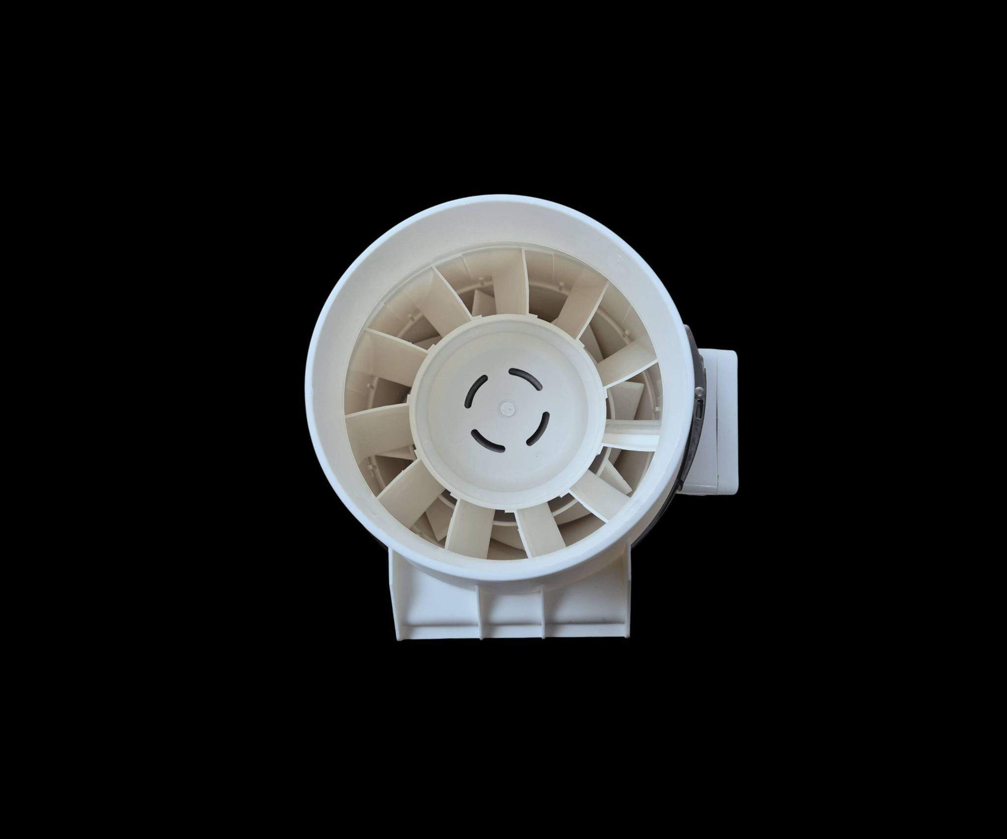 ساحبة هواء صاوخية 6 إنج ماركة دوفي (DOVI)

الاستخدامات

سحب وطرد الهواء من المطابخ، الحمّامات، والمخازن.

تقليل الروائح الكريهة والرطوبة داخل الأماكن المغلقة.

تحسين التهوية في الورش، غرف التخزين، وغرف المعدات.

مناسبة للاستخدام المنزلي والتجاري الخفيف.

يمكن تركيبها ضمن مجاري هواء (Duct) بقطر 6 إنج.

المميزات

قطر 6 إنج (حوالي 150 مم) لتدفق هواء فعّال.

تصميم صاوخي (Diagonal Duct Fan) يمنح قوة شفط عالية مع ضجيج منخفض.

محرك كهربائي موفر للطاقة مع أداء مستقر.

تشغيل هادئ مناسب للأماكن المغلقة.

جسم متين مصنوع من البلاستيك المقوّى المقاوم للاستخدام المستمر.

سهولة التركيب داخل أنابيب التهوية أو على الجدران.

جهد التشغيل: 220 فولت – 50 هرتز.

طول سلك الكهرباء: 45 سم.

بلد المنشأ: الصين.

محتويات الصندوق

ساحبة هواء صاوخية 6 إنج ماركة دوفي.

مسامير تثبيت مع رول بلاستيك للتركيب.

دليل استخدام وتركيب.

الملاحظات

مخصصة للاستخدام الداخلي فقط.

يُفضّل التركيب بواسطة فني لضمان أفضل أداء وثبات.

تأكد من توافق قطر مجرى الهواء (6 إنج) قبل التركيب.

أبعاد الغلاف: 32 × 24 × 23 سم.

لا تحتوي على مفتاح تشغيل، تعمل مباشرة عند توصيل الكهرباء.
توصيل جميع المحافظات مجاني 
للحجز عن طريق واتساب 
***********
***********
