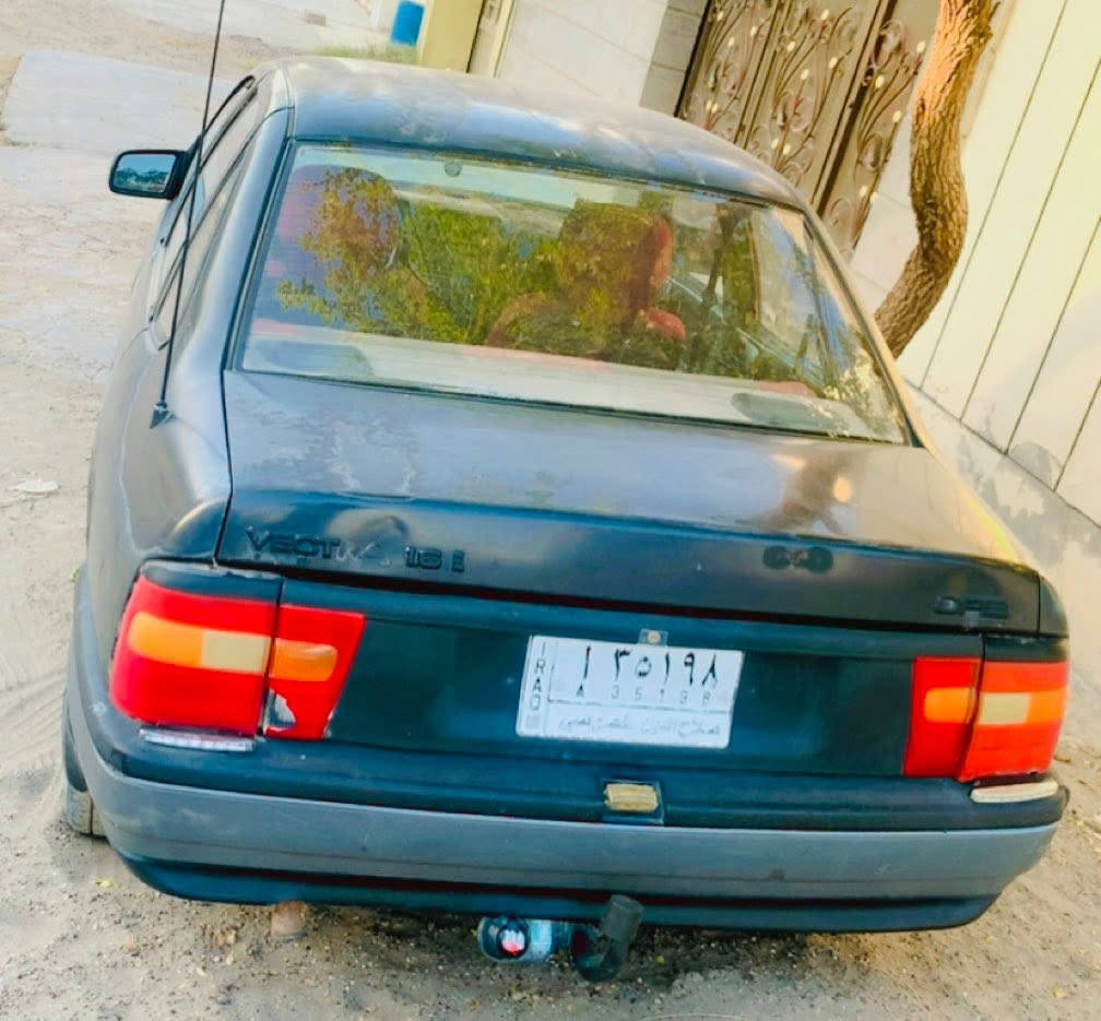 السلام عليكم اوبل ڤكترا موديل 91كير ومكينه الحجم16 صبغ بلادي هزه جديدة سنويه ال2028يعني تحول مباشر السعر:30وبيها مجال قليل 
العنوان:سامراء.
الرقم:***********
