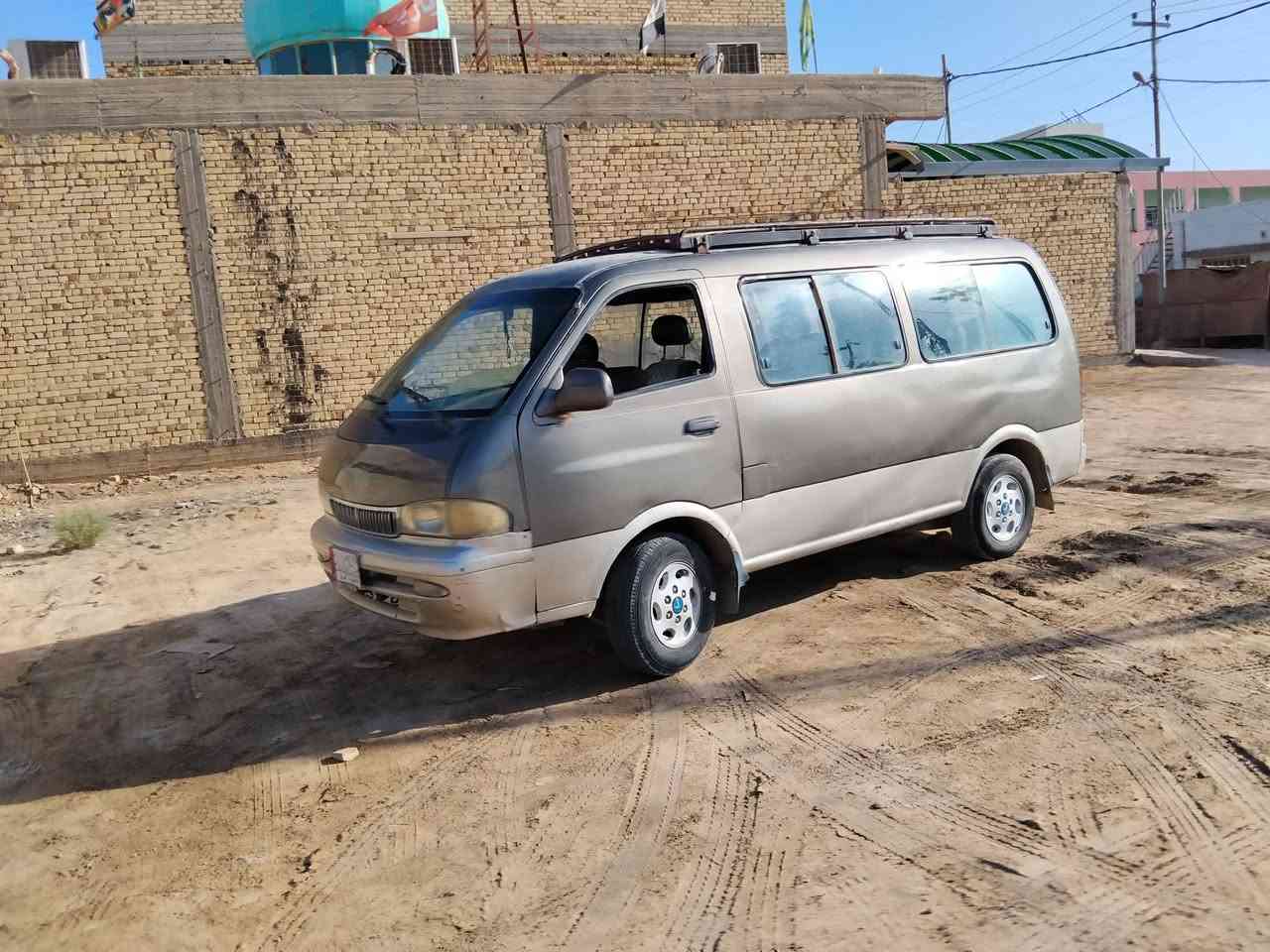 سلام عليكم اخوان سيارة بريجو مديل 200رقم قادسيه مكينه وكير مكفولات تخم تاير وبادتري جدد داينمه +راديتر+ واتر بم+ بنزات+ كشنات ستاركس مكان السياره مهناويه رقم صاحب السياره***********  السعر خاص
