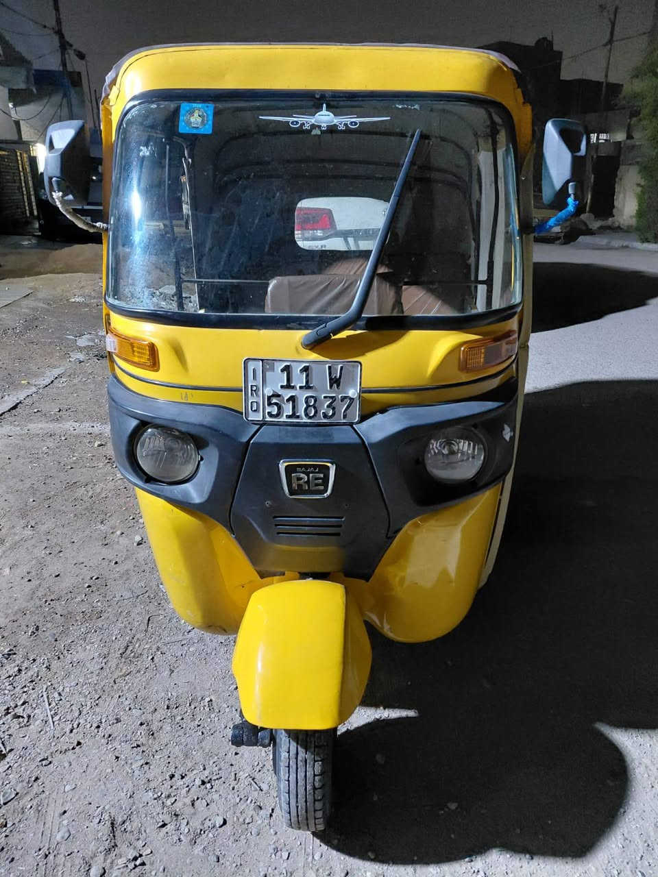 السلام عليكم تكتك للبيع موديل 2019 شهر 11 مكينة لا تنقيص ولا تبخير التكتك بأسمي اللأستفسار ***********
