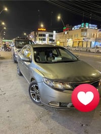 كيا سيراتو للبيع صبغ حزام بدون لا كلبه ولا جفيه ولا شي بس صبغ حزام وبي...