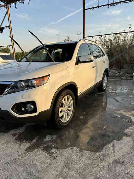 سلام عليك سورتنو موديل 2012 فول موصفات 
***********
