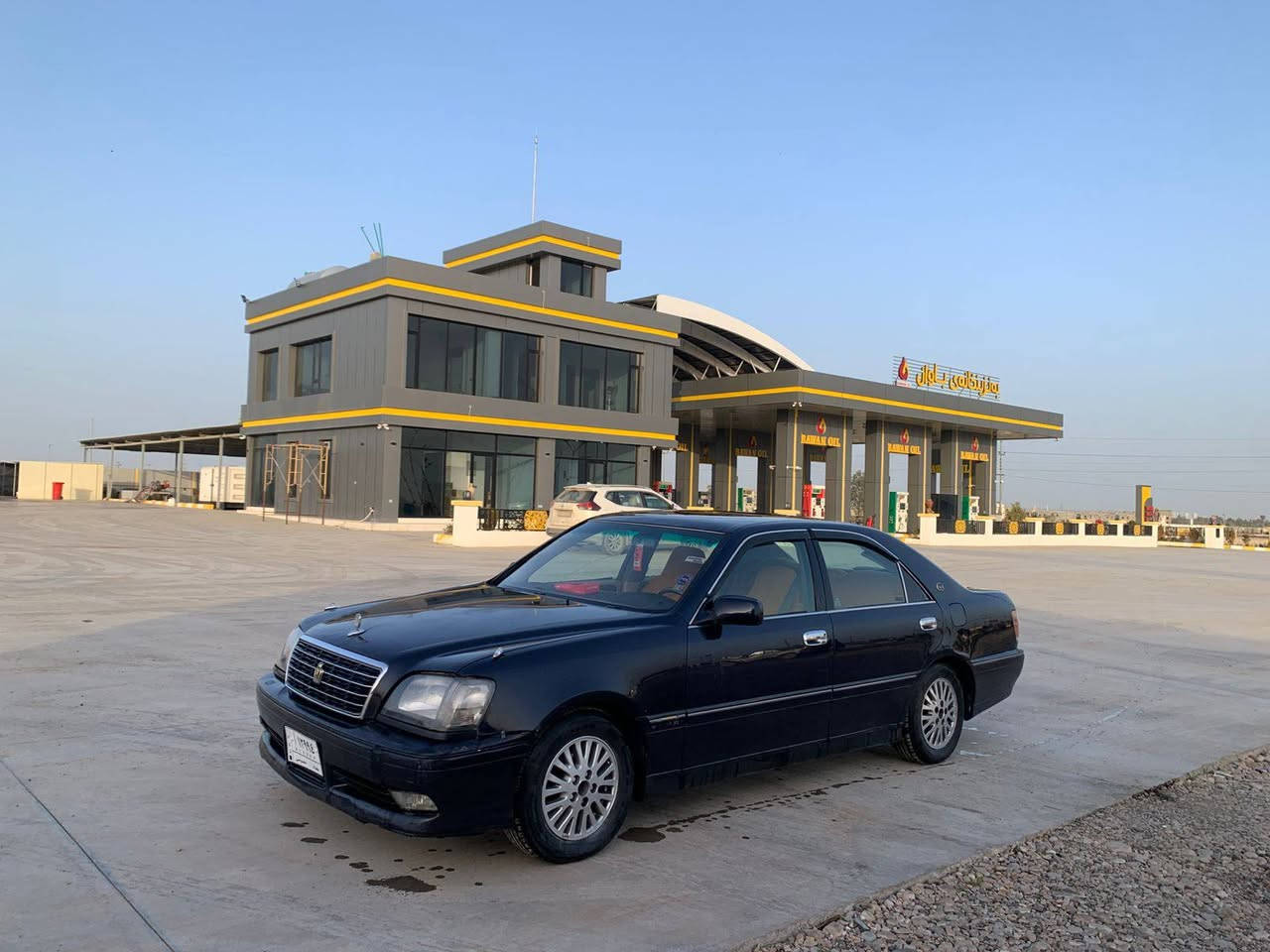 بةناوي خواي گةورو
مليكة ساغ ساغ ساغ 
مكينة vvt سةيارةكة كامل مةسروف كراوة نرخي 40 وةرةقة 
پارةي براوةيةكة:***********
