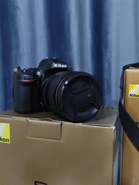 نيكون D610 • فول فريم • عدسة ٢٤-١٢٠مم f/4