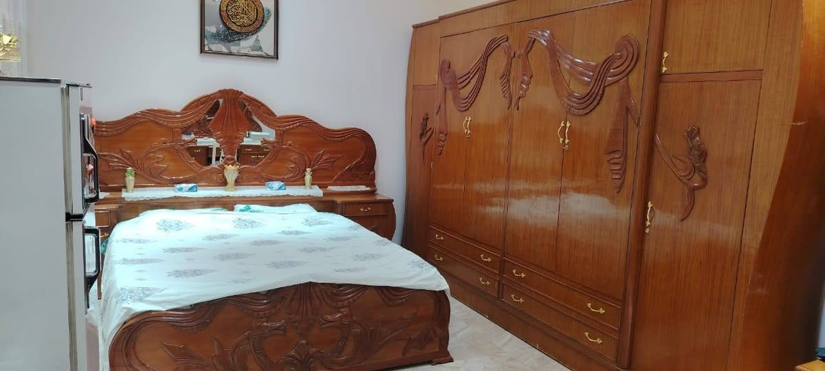 غرفه نجارة للبيع حله حي الجامعه للاستفسار ***********
