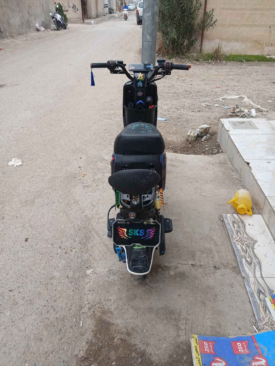 سلام عليكم ماطور شحن R9للبيع  بصمه وسويج  السعر 400وبي مجال رقم***********
