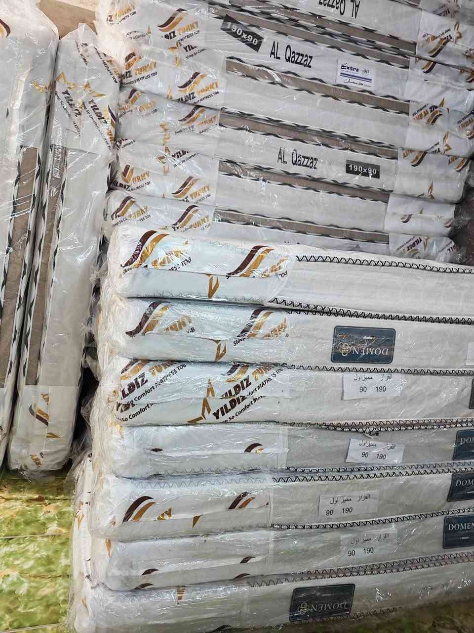 البيع بالنقد والقسط المريح
على بركة الله وصل لمعرض القزاز للاثاث الجاهز في الشطره قرب مطعم الكرار بشارع البريد
دوشك نفر واحد أصلي وبضمان حقيقي 
قياس 190سم في 90 وارتفاع 15 سم السعر 50 الف
ودوشك نفر واحد باب ثاني 
قياس 190سم في 90سم وارتفاع 15سم ب 35 الف


**إذا كنت صاحب هذا الإعلان وتريد حذفه لأي سبب، رجاءا أرسل رسالة إلى الدعم الفني**