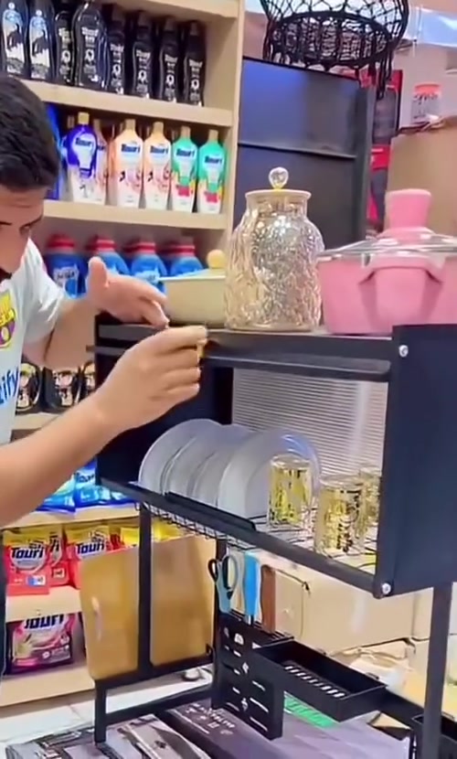 السلام عليكم
عندي ميز لترتيب الصحون غير مستخدم أبد جديد 
ومثل الي بالصورة متوفر  ونفس الشرح بالفديو 
السعر ٣٠ قفل 
العنوان بغداد مدينه الصدر


**إذا كنت صاحب هذا الإعلان وتريد حذفه لأي سبب، رجاءا أرسل رسالة إلى الدعم الفني**