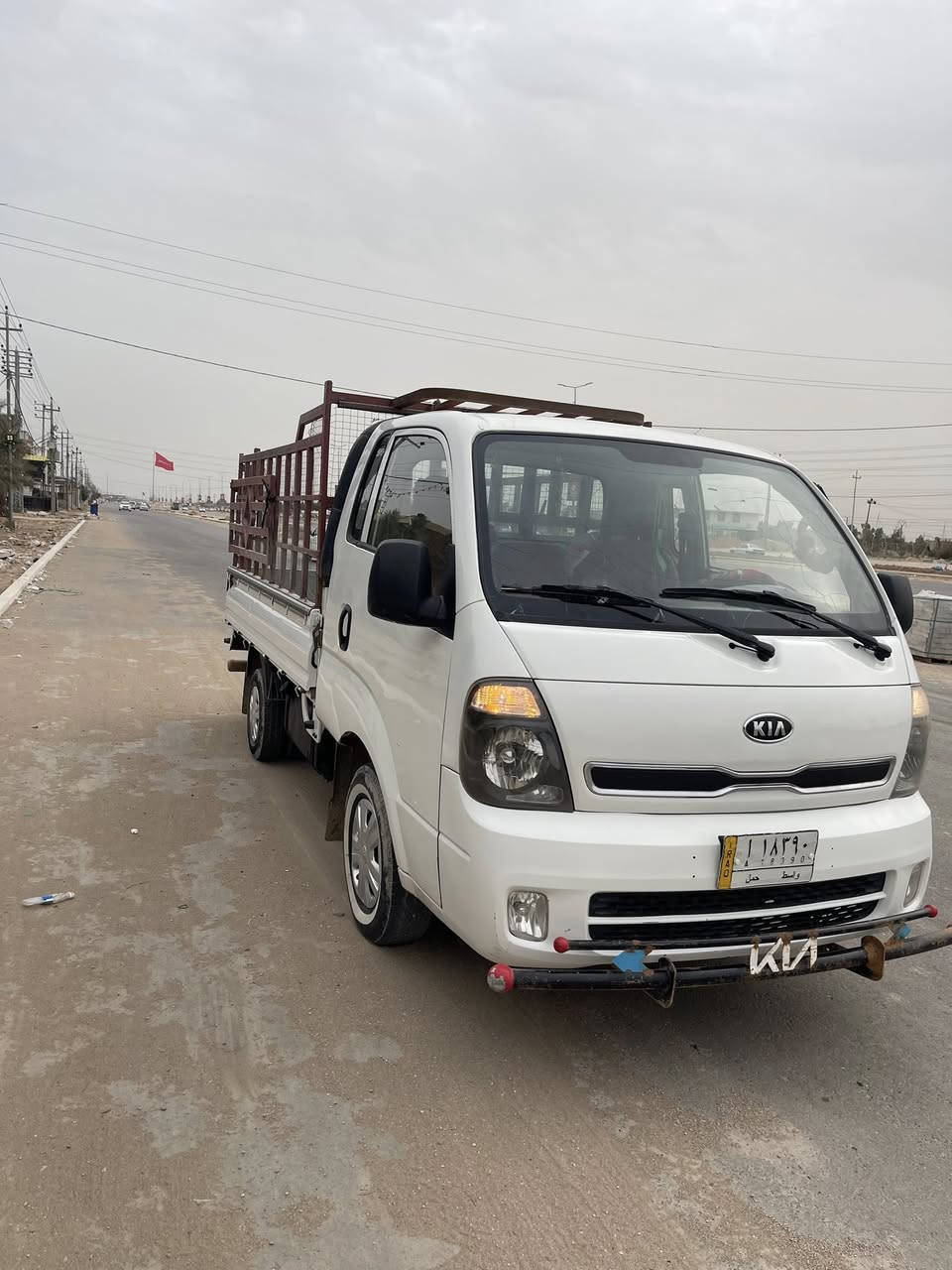 كيه بنكو موديل 2013 رقم واسط كير مكينه اكسن تخم تاير حداديه كله جديد السياره مصبرغه عام جماليه بيها اقل الشبر بل ربع فقط السياره مال جناي ما ناقصها برغي خير من الله مداور نفس اليوم بسمي السياره احلا من الصوره بعد مكان نجف خان النص السعر 97 وبيها مجال ‭0773 716 9556‬
