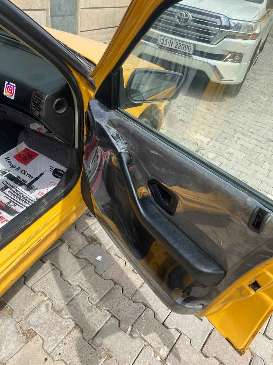 السلام عليكم بارص مديل 2015مكفوله كفاله عامه 
ماعدها بيها لاستيك ولف بس بلتشغيل فقط شويه
كير مكينه تبريد حداديه تخم تاير ب اسمي تحويل ثاني يوم
السعر 44بيها مجال كلش بسيط
العنوان حي القاهره 
***********
ممتواجد علفيس 
فقط على الرقم
