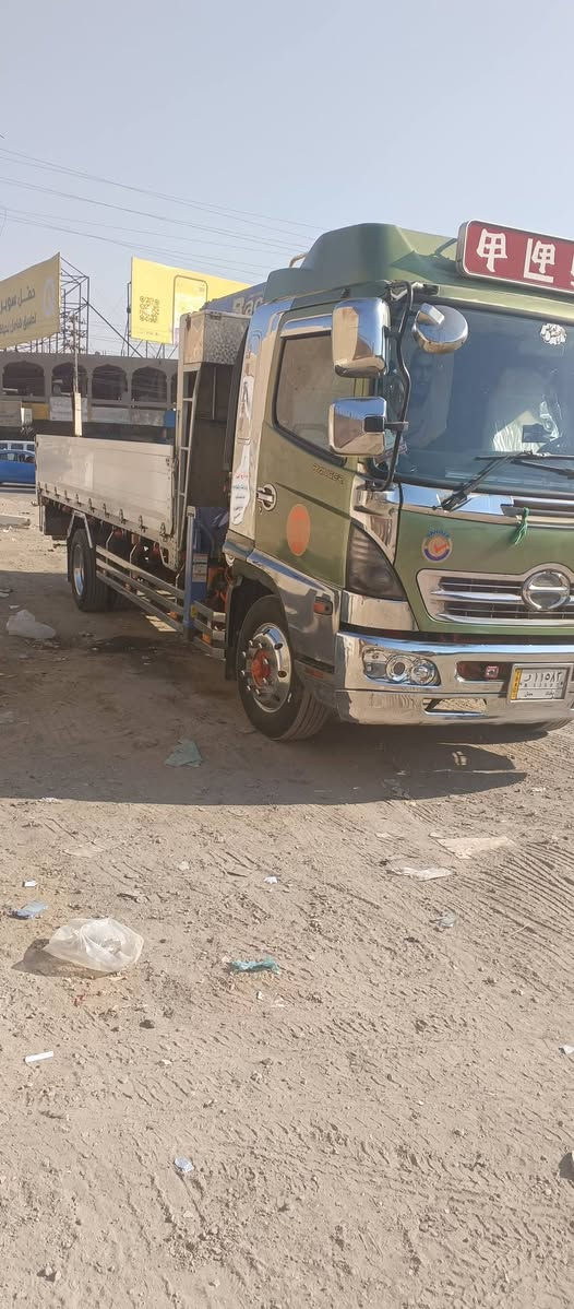 سلام عليكم هينو فحل 8برغي مكنيه سوبر كيرسوبر اكسن سوبر شاصي محسن  موديل2000 جهاز امخالف راك ريموت لا تنقص ولا تبخير  ***********
