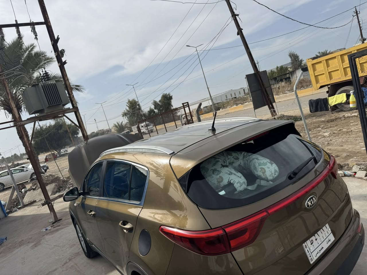 سلام عليكم للبيع كية سبورتج خليجي رقم بغداد
موديل 2018
مكينة 2000دوش
كير ايتي
ماشية 115

فور ويل بيهة صبغ بنيد ودعامية فقط بدون دواخل 
السعر 155
***********
