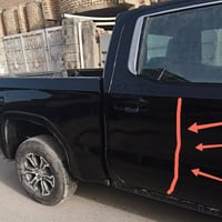 سيارة gmc sierra تجهيز وصبغ قطع البنيد والدعامية والبدي اما الباب الخل...