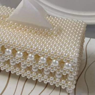 قطع مميزة… تخلي سفرتج تحچي ذوقج ✨
علبة مناديل من الؤلؤ ⭐
مقدمه اكريلك مع الؤلؤ  💫
 اللون والخرز حسب ذوقج❤🫶🏻

يوجد توصيل لجميع محافظات العراق 🇮🇶


**إذا كنت صاحب هذا الإعلان وتريد حذفه لأي سبب، رجاءا أرسل رسالة إلى الدعم الفني**