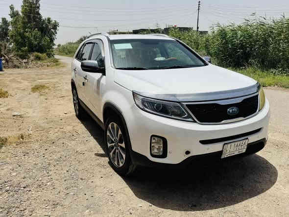 كيه سورنتو موديل 14 
7راكب 4سلندر 
سونار موجود بل صور 
رقم واسط مشروع وطني 
***********
