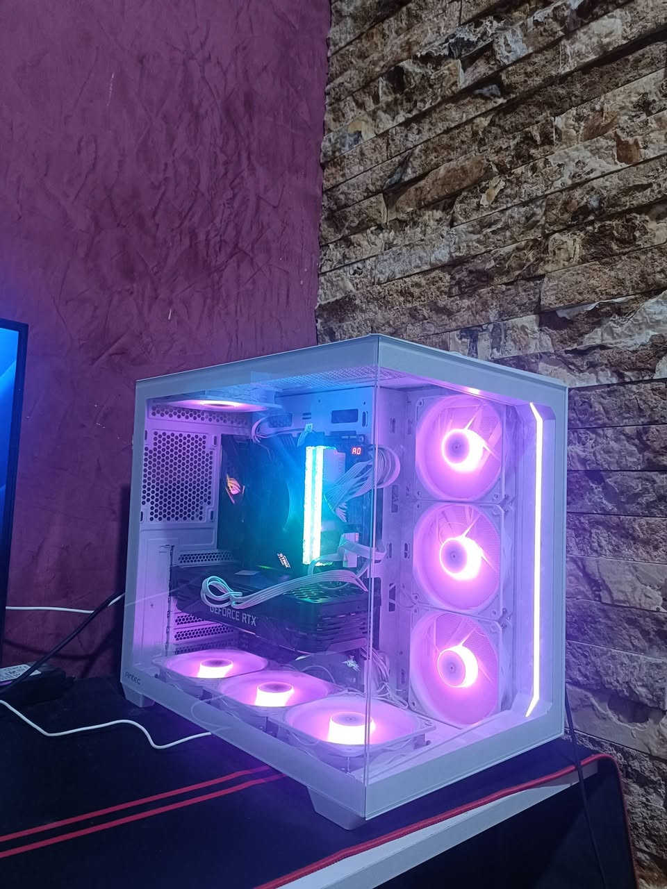 السلام عليكم pc كامل للبيع
قطع كله براندات معروفه وبحاله جيده وبس كيس سعره مع فانات يتجاوز 200
مواصفات
------------------------------------------------------------------------
Cpu:Intel i5 11400f Tray

------------------------------------------------------------------------
M.b : rog strix z590 gaming wifi  RGB
منفذين m.2
4 slot ram

------------------------------------------------------------------------
Ram:  2×8 3200Hz RGB crystal 

------------------------------------------------------------------------
Gbu: RTX 3070 PALT 8gb 3fan 
حراره ما تتجاوز 70 
--------------------------------------------------------------------  M.2  256gb
------------------------------------------------------------------------
Power supply 750w full gold

------------------------------------------------------------------------
Cass antec C5 whit + 7fans rgb 
-----------------------------------------------------------------------  
ايضا بورد للبيع gigabyte b760 dsh3
اربع سلوت رام منفذين m.2 كارتون وياه وكامل 
سعر 140 وقابل للتفاوض 
-----------------------------------------------------------------------  
اخوان تجميعه نظيفه وحراره الكرت كلش ممتازه نقص التجميعه فقط معالج محترم اما باقي القطع كله غاليه وتسوه السعر الناشره وبيه فصله عند تشغيل بس ما تاثر تراسلني خاص حتى تشوف كلشي بعينك  وتجميعه بدون كراتين 

مكاني ناصريه 

مليون و1100 الف بيه مجال بسيط
توصيل كل المحافظات موجود


**إذا كنت صاحب هذا الإعلان وتريد حذفه لأي سبب، رجاءا أرسل رسالة إلى الدعم الفني**