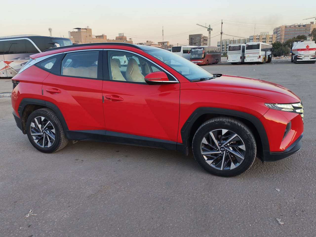 السلام عليكم توسان خليجي موديل 23 مكفوله من غير البارد ماشيه 61 السياره فول مواصفات السعر 220 موبايل ***********
