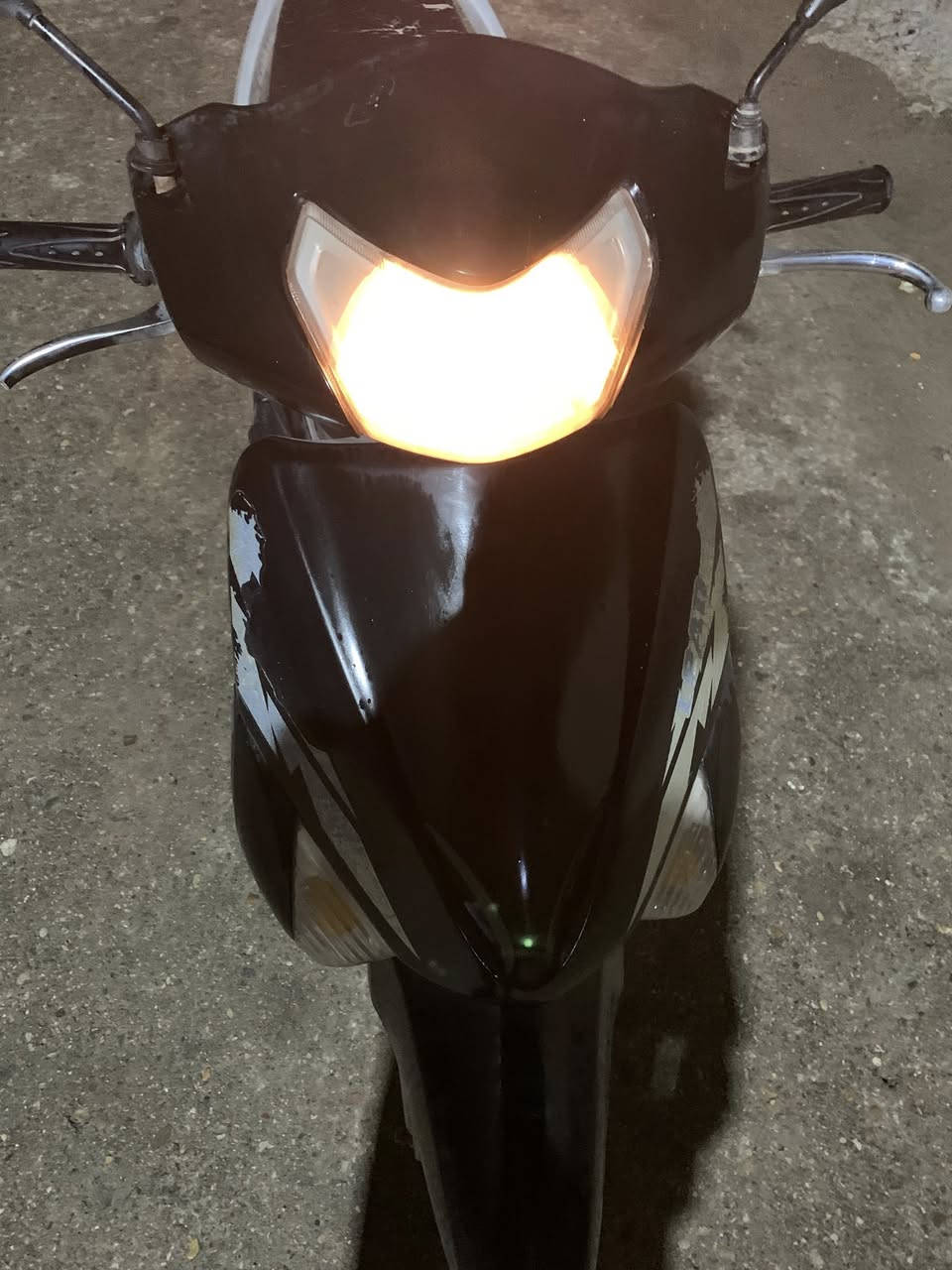 السلام
دراجه للبيع ليدي حديث دراجه كامله و شغاله 
الدراجه حلوه مكانيّ بعقوبة خاص موجود رقم ‭

‭٠٧٨٦ ٥٧٣ ٧٥٠٦‬
