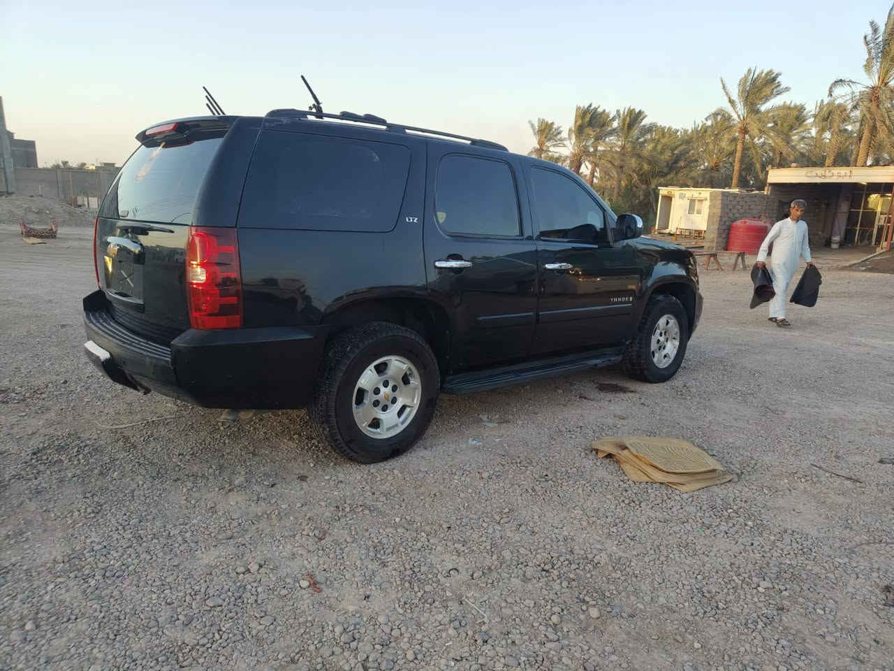 تاهو أدوات خليجي ltz
مكفول ٢٠٠٨ فول مواصفات

مكفولة من الكص والضربة والسرقة والانتربول 
فقط قطعتين صبغ جمالية
موجود سونار كامل .

مواصفات سيارة خليجي ltz فول مواصفات ماعدا الفتحة .

تبريدها ثلج 
سياره جديده ومناقصه شي .

مكاني البصره 

  

السعر ١٠٥ وبيها مجال للشراي .
للاتصال***********

مكلف بالنشر
