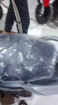 ماكس عدله • دراجة زيرو • قرنه