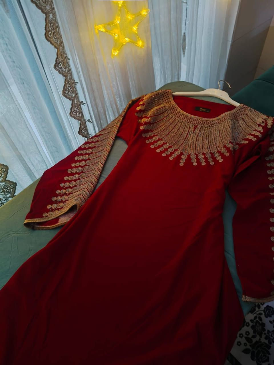 كلابيه فرعوني الترند الجديد ♥️ الخامه كشمير مطاط متوفره بعدة الوان 🎀 للحجز والاستفسار مراسلة الصفحه 
توجد خدمة توصيل داخل الكوت وباقي المحافظات🚕🚕


**إذا كنت صاحب هذا الإعلان وتريد حذفه لأي سبب، رجاءا أرسل رسالة إلى الدعم الفني**