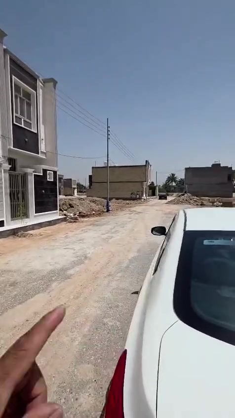 موجود عندي ابيوت ٥٠متر طابقين فول طابوك وطابو سند ٢٥ قرار محكمه بسم المشتري مباشر مجمع حسين البهادلي ابصف جامعت كربلاء حي الجامعه الاستفسار والاتصال عل رقم *********** والف هلا بل شراي
