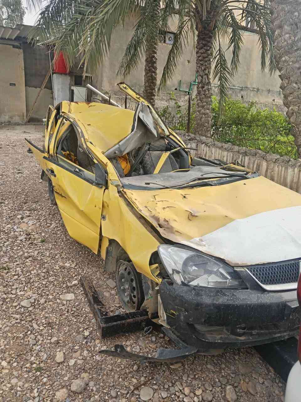 غراض لانسر تفصيخ مكينه تفصيخ كير صالنصه بجم كامل جاملغات خلفيه دوس أبواب شتحتاج موجود المكان الصناعه الثالثه وياله حجم ١٤ ويالا ١٥ متواجد بل محل ٨صباحأ الئ ١ ضهرأ  اتصل*********** بيك خير وتدلل
