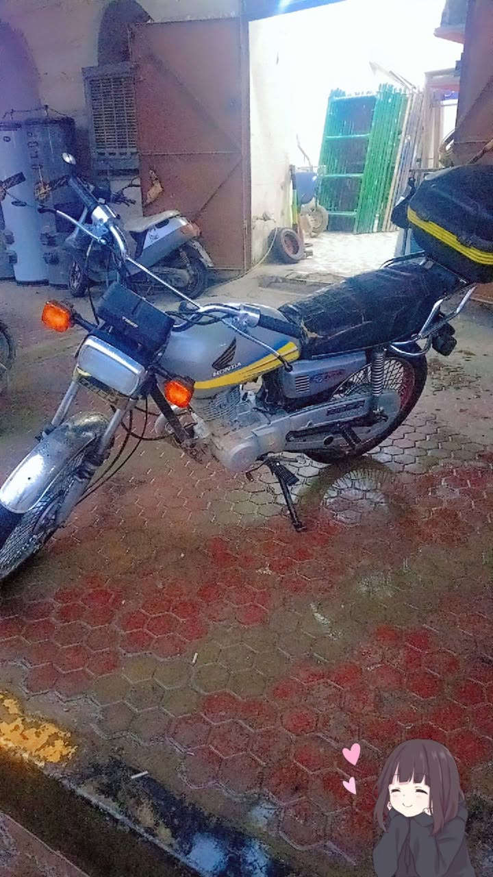 للبيع محرك ما مفتوح والكهرباء كله شغاله مكاني موصل تلكيف السعر 375 ***********
