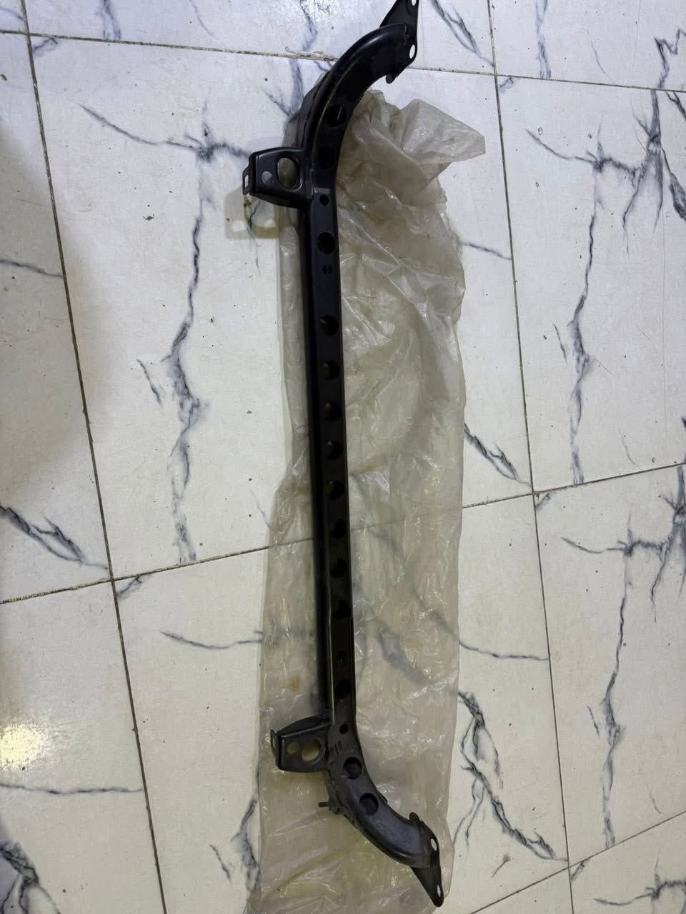 ماليبو
السلام عليكم اغراض شوفرليت ماليبو 2017 و فوك  مثل مموضح للصور مال تفصيخ 
فقط ماطور المروحة تجاري جديد  
للاستفسار 
***********
